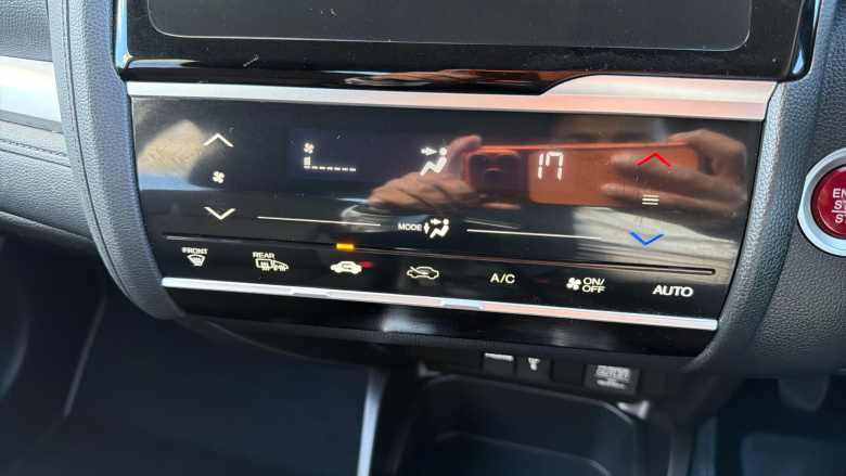 Honda Jazz 1.3 EX Navi 5dr Petrol Hatchback